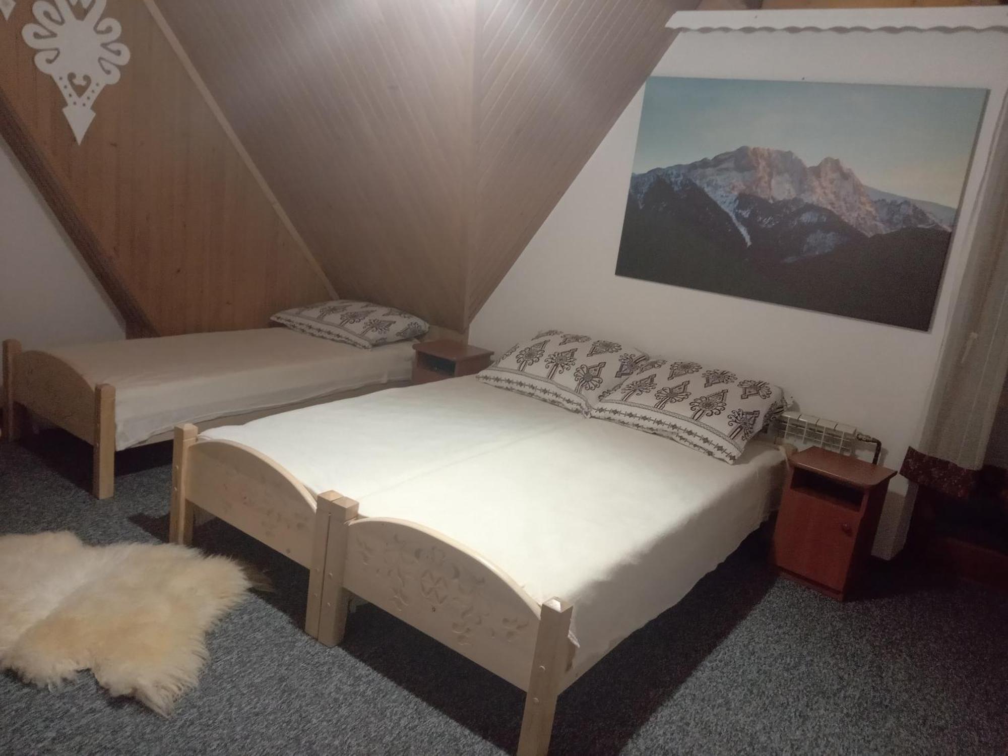 Pod Swierkami Białka Esterno foto