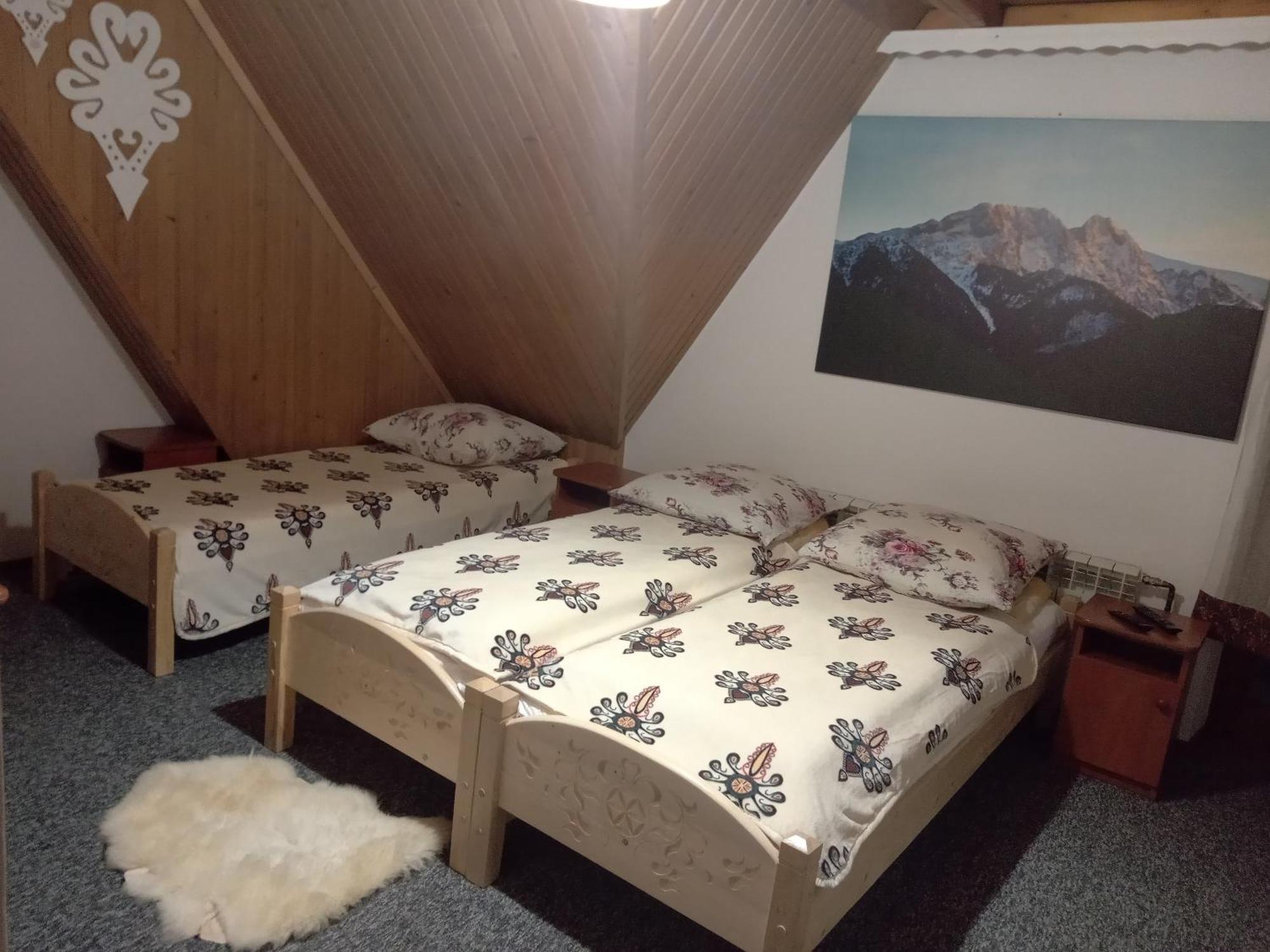 Pod Swierkami Białka Esterno foto